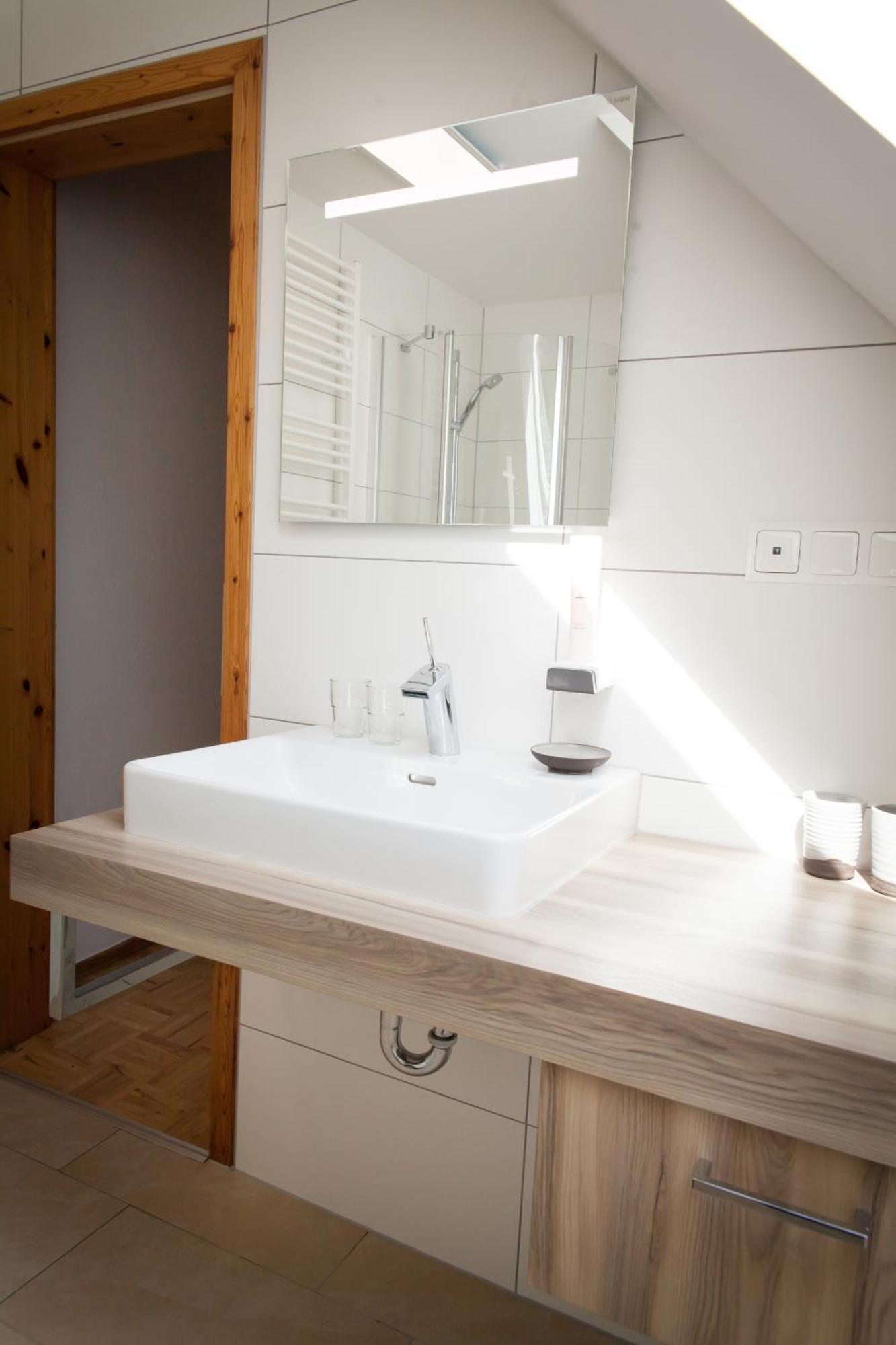 Weingut Spitzypeitler Bed & Breakfast Лейтшах Екстериор снимка